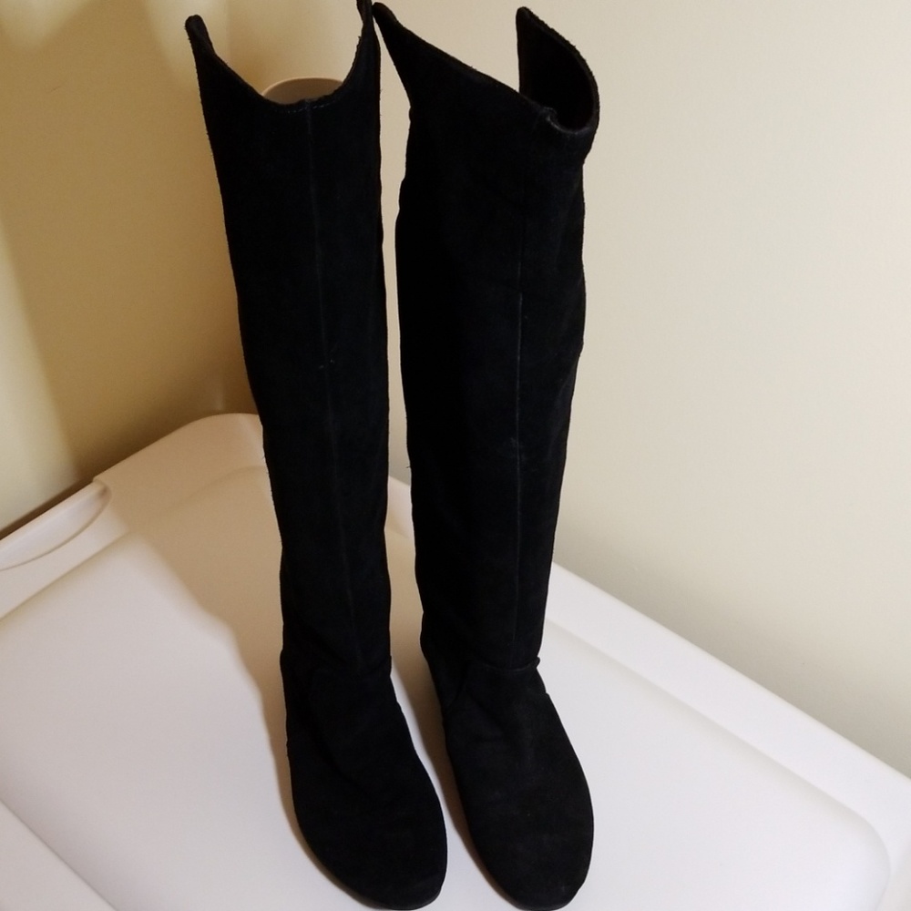 EUC Nine West Sitcom over the Knee boots